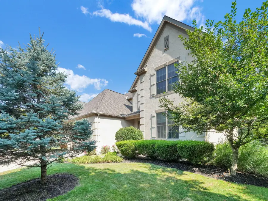 6052 Kentigern Court N, Dublin, OH 43017 - #3