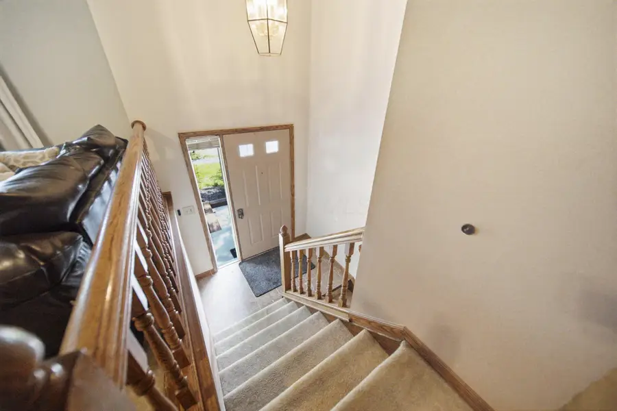7893 Leaview Drive, Columbus, OH 43235 - #3