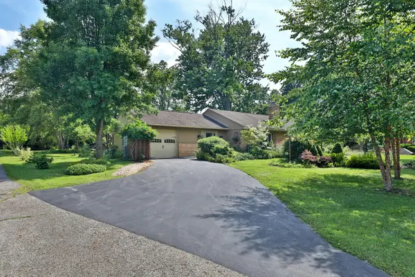 393 Charleston Avenue, Columbus, OH 43214
