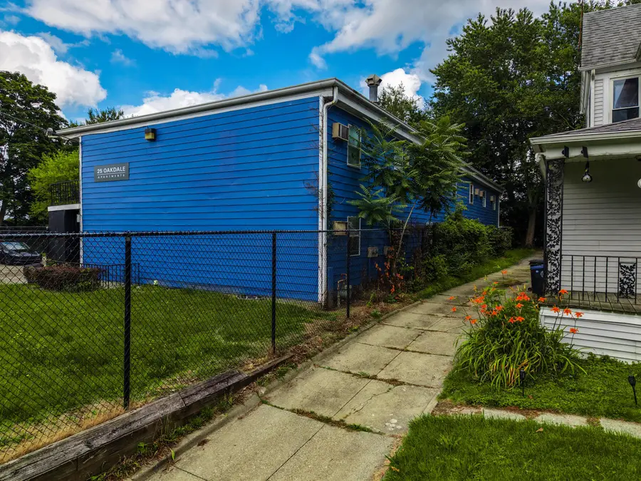 25 Oakdale Avenue, Akron, OH 44302 - #3
