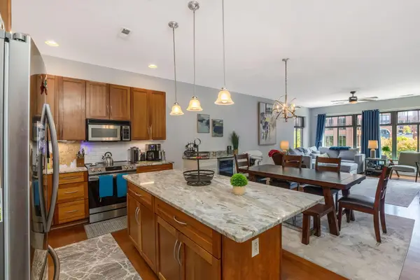 251 Daniel Burnham Square, Columbus, OH 43215