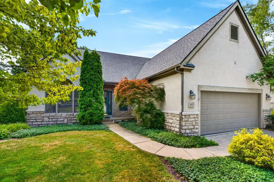 895 Linworth Village Drive, Columbus, OH 43235 - #3