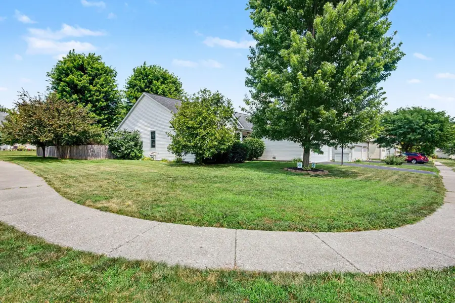 296 Isaac Tharp Street, Pataskala, OH 43062 - #3