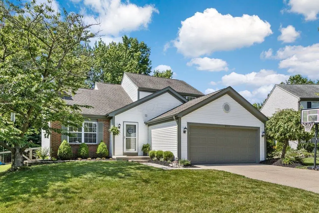 8975 Newmills Lane, Lewis Center, OH 43035 - #1