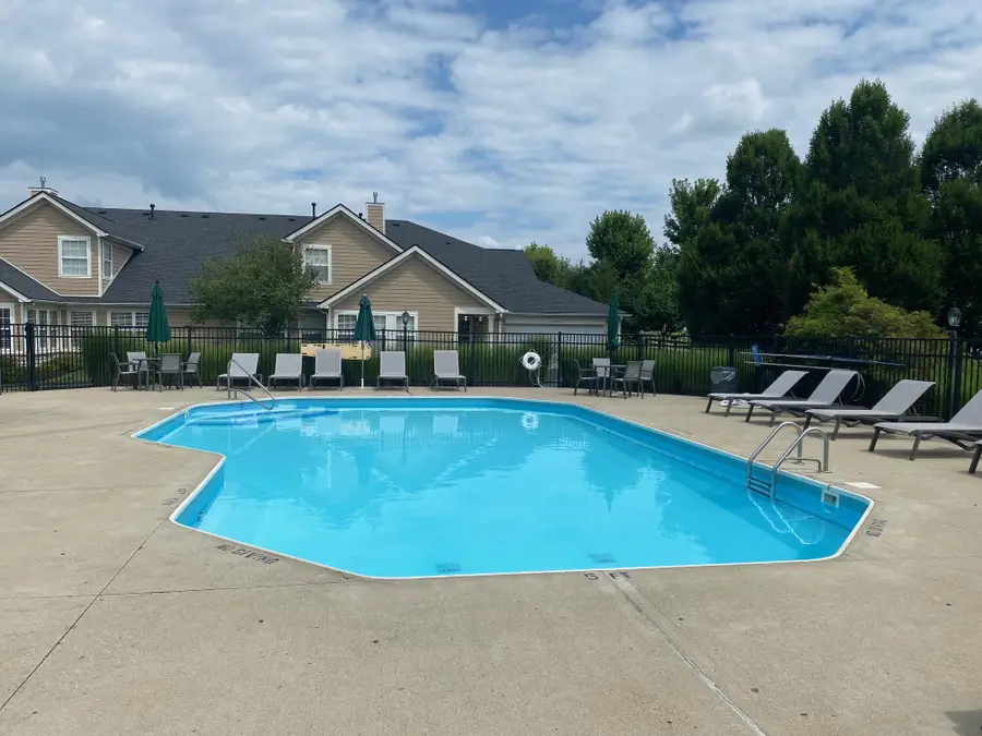 8034 Ravine Run Lane, Columbus, OH 43235 - #2
