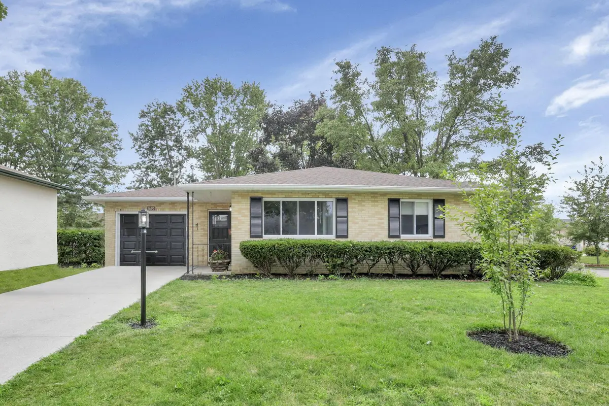 1695 Rocky Pine Loop N, Columbus, OH 43229 - #1