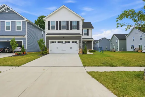 8609 Gable Loop, Canal Winchester, OH 43110