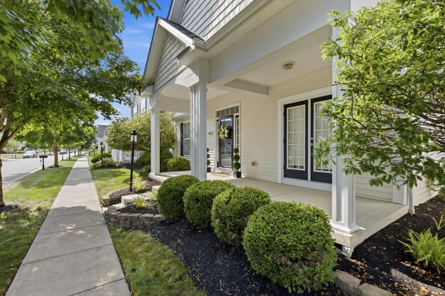 6810 John Drive, Canal Winchester, OH 43110 - #2