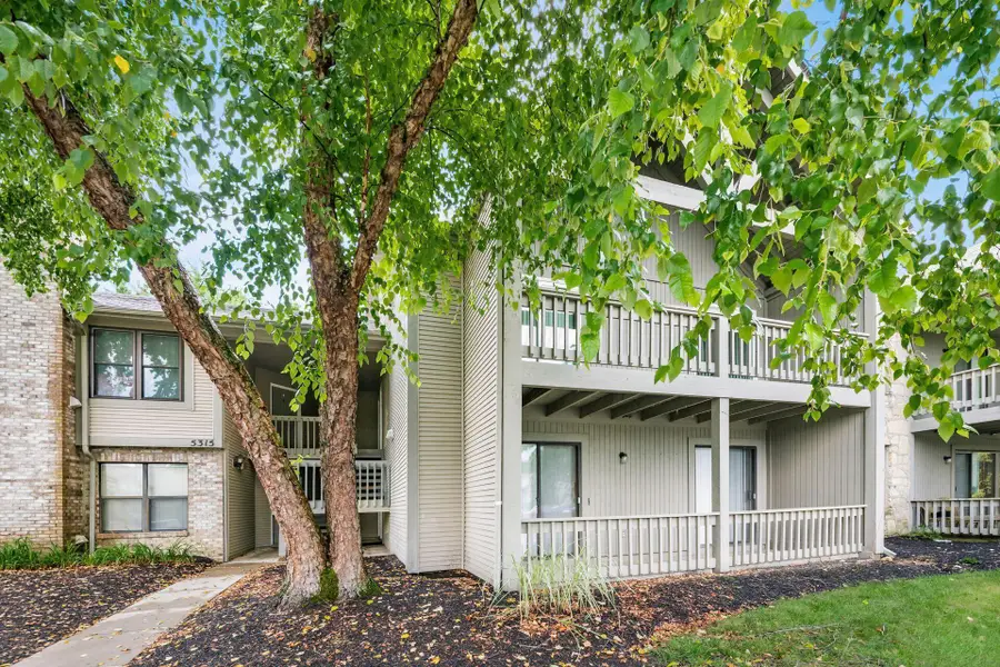 5315 Stonemeadow Avenue, Columbus, OH 43220 - #2