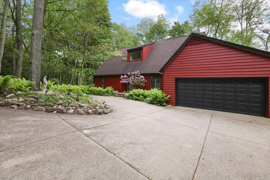 261 Fern Hill Drive, Granville, OH 43023 - #3