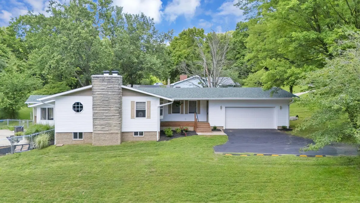1401 N High Street, Lancaster, OH 43130 - #1