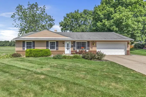 84 Maureen Drive, Heath, OH 43056