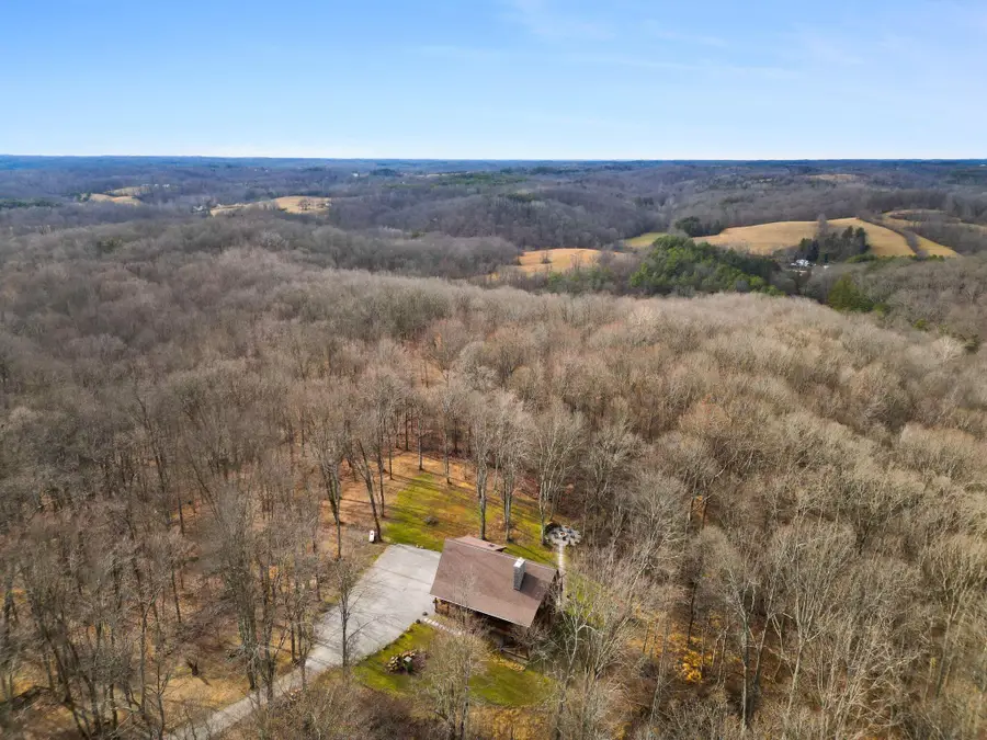19245 Rauber Road, Logan, OH 43138 - #3