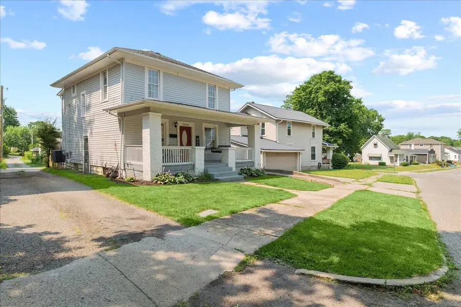 304 E Williams Avenue, Bellefontaine, OH 43311 - #2