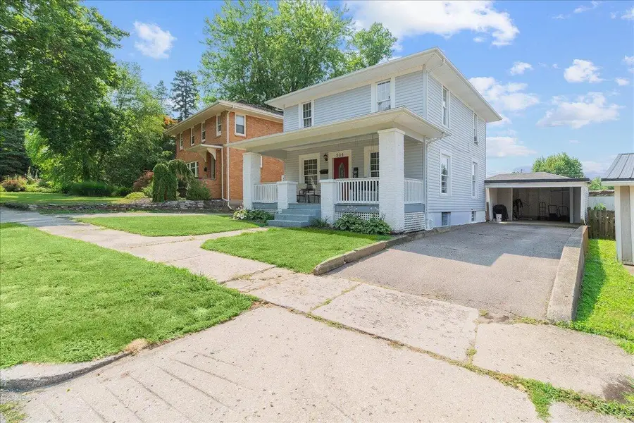 304 E Williams Avenue, Bellefontaine, OH 43311 - #3