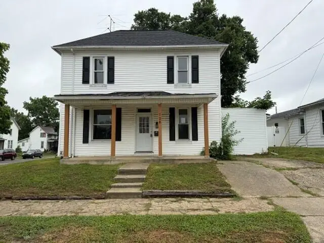 128 W Corwin Street, Circleville, OH 43113 - #1