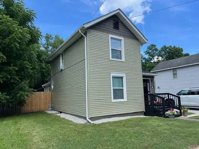 160 W Orchard Street, Newark, OH 43055 - #2