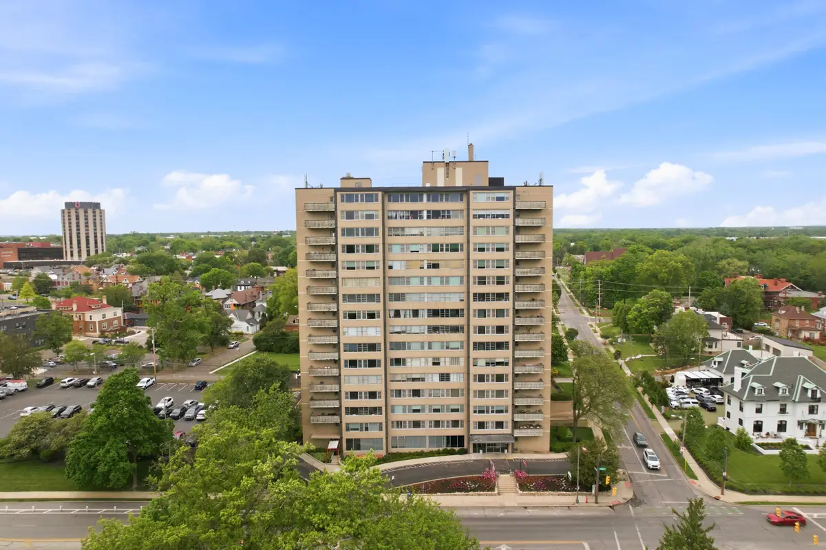1620 E Broad Street, Columbus, OH 43203 - #1