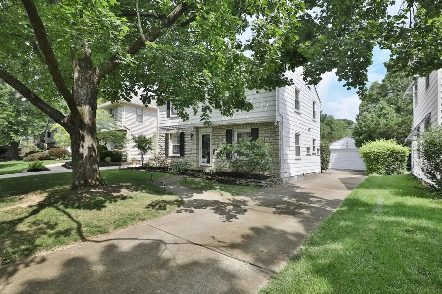 56 Aldrich Road, Columbus, OH 43214 - #3