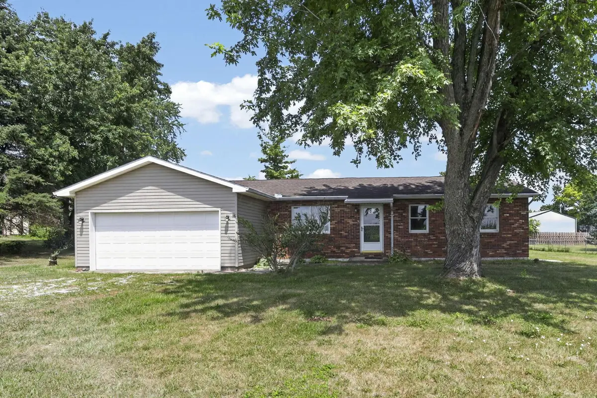 5062 Ashville Road, Ashville, OH 43103 - #1