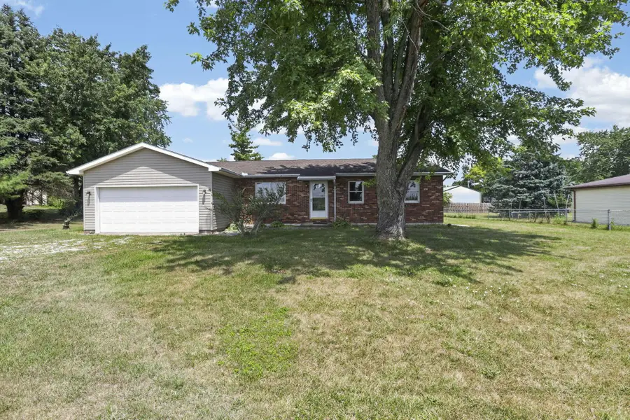 5062 Ashville Road, Ashville, OH 43103 - #2