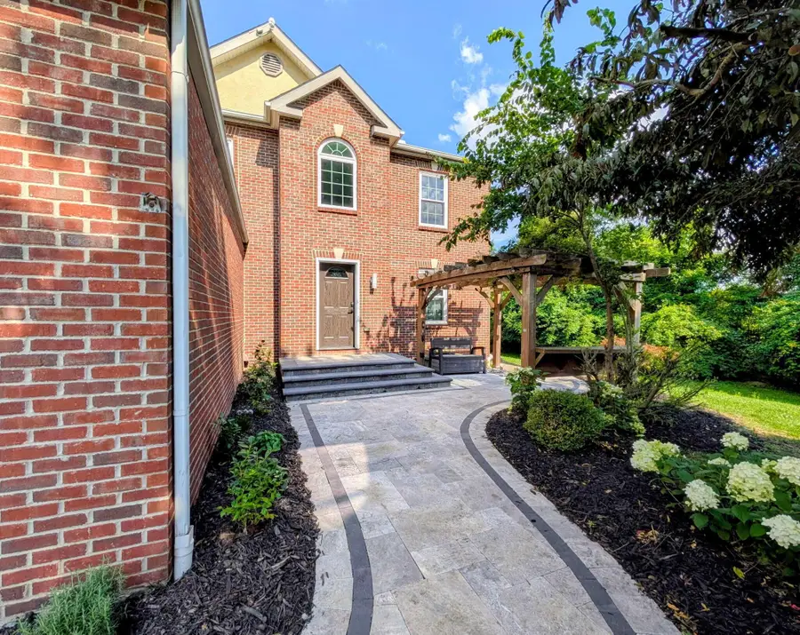6575 Rivers Edge Drive, Lewis Center, OH 43035 - #2