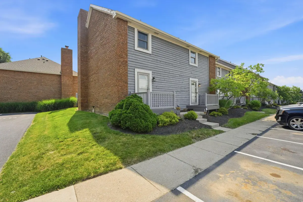 7772 Sawmill Road, Dublin, OH 43016 - #1