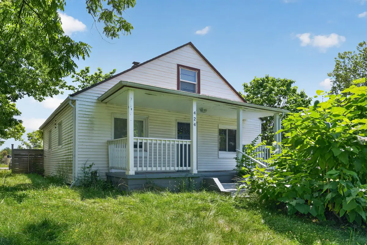 424 Emmit Avenue, Columbus, OH 43228 - #1