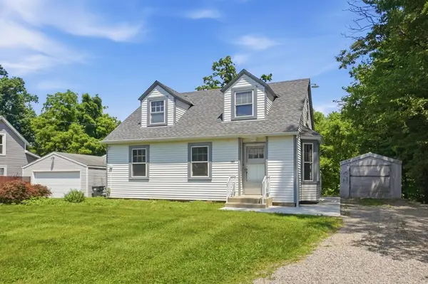 680 Columbus Street Sw, Etna, OH 43018