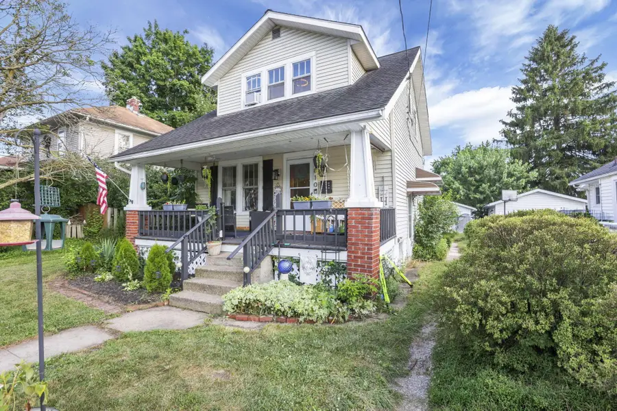 810 Eppley Avenue, Zanesville, OH 43701 - #2