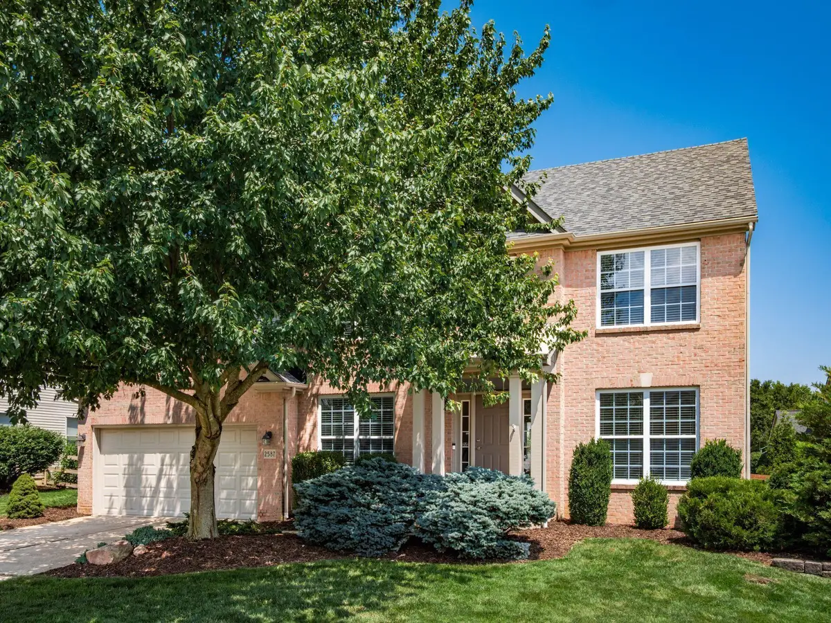 2587 Carla Drive, Lewis Center, OH 43035 - #1