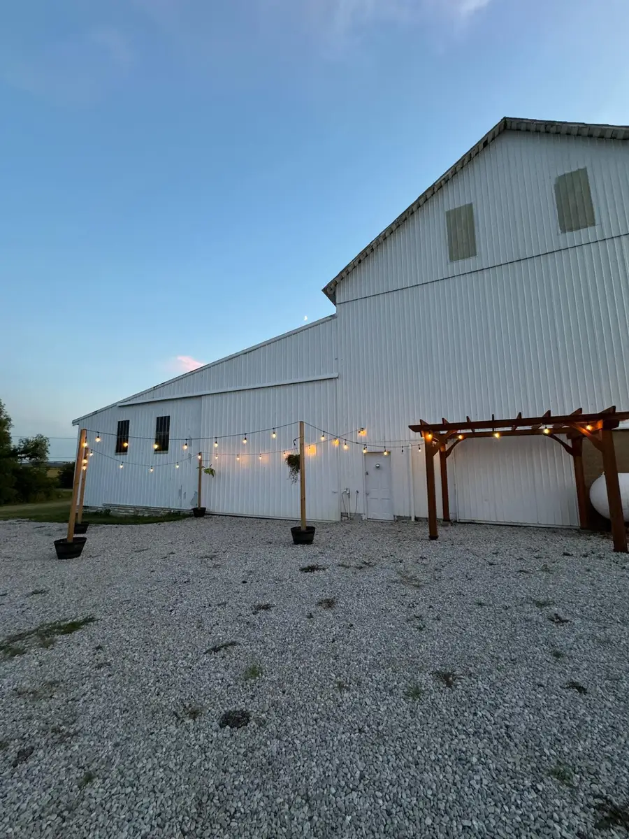 326 E Main Street, Amanda, OH 43102 - #3