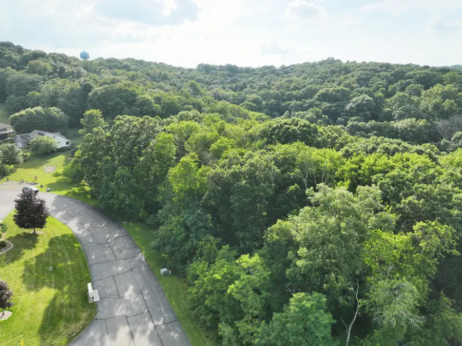 514 Edgehill Circle, Logan, OH 43138 - #3