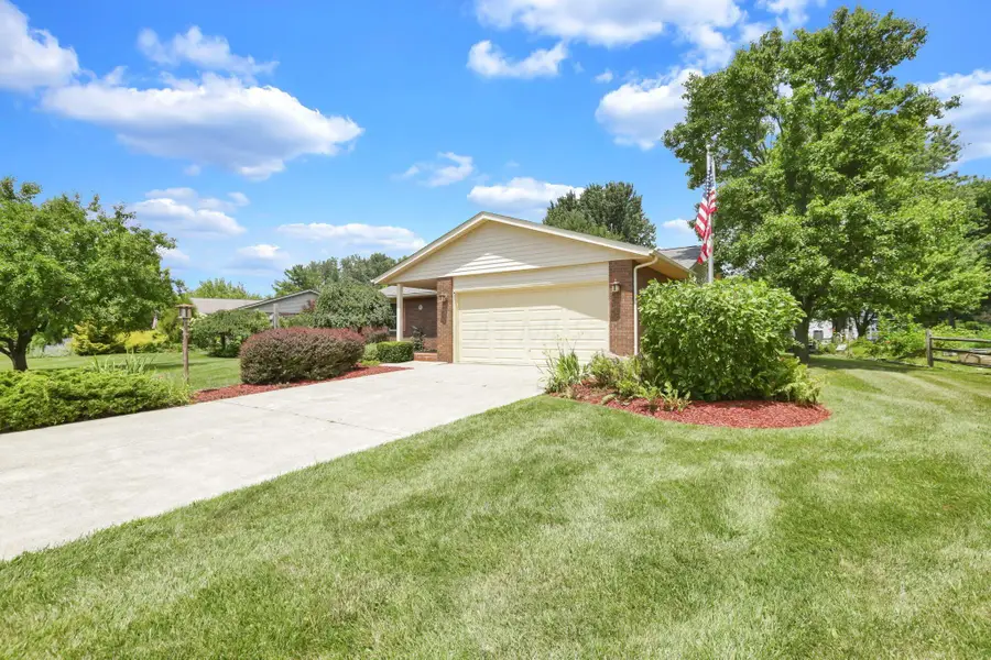 9938 Birchwood Street Nw, Pickerington, OH 43147 - #2