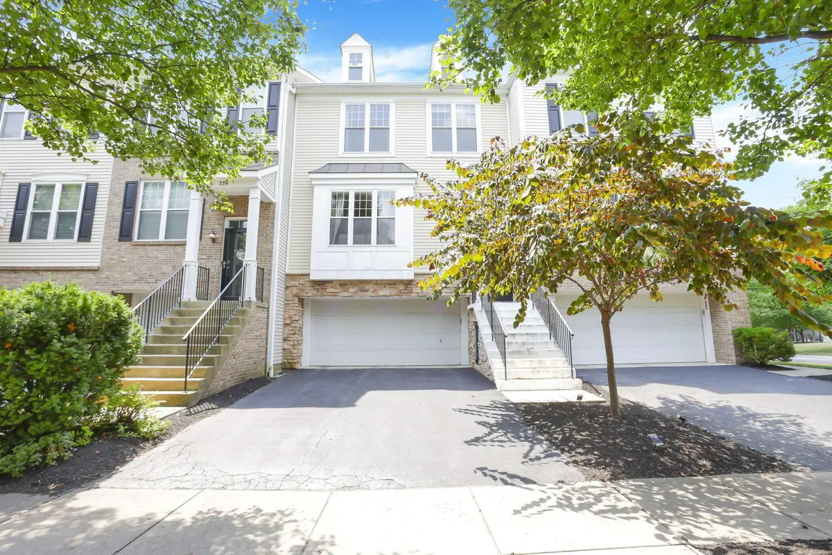 341 Hanton Way, Columbus, OH 43213 - #1