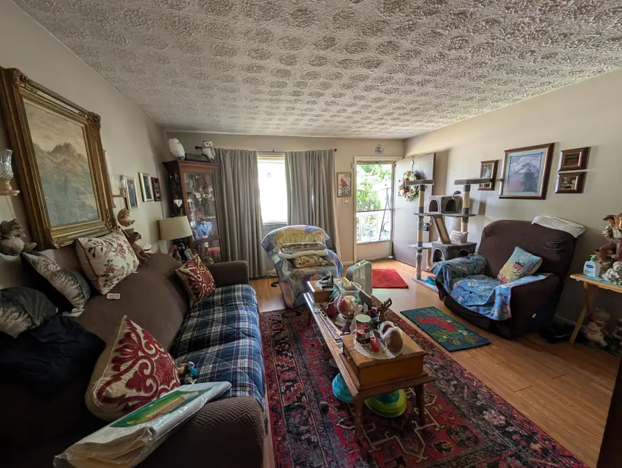2478 Edsel Avenue, Columbus, OH 43207 - #3