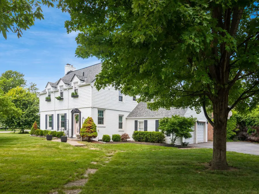 378 Sherborne Drive, Columbus, OH 43219 - #2