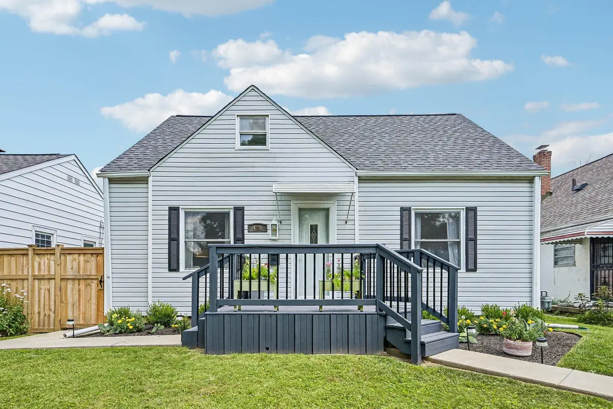 484 E Jeffrey Place, Columbus, OH 43214 - #1