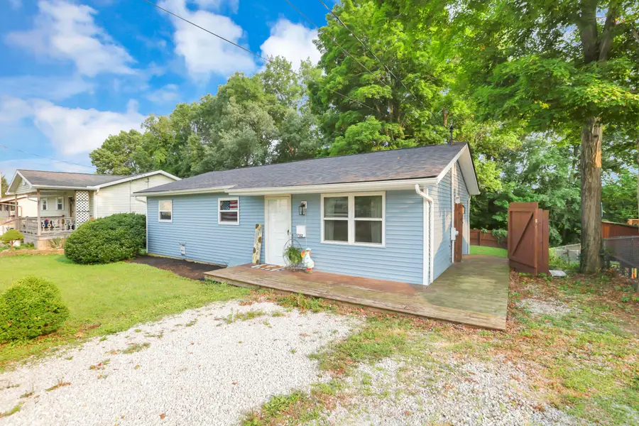 1702 W Walnut Street, Lancaster, OH 43130 - #2