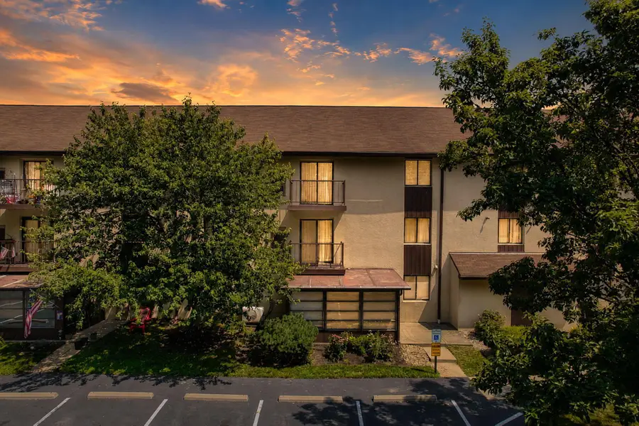 3941 Karl Road, Columbus, OH 43224 - #2