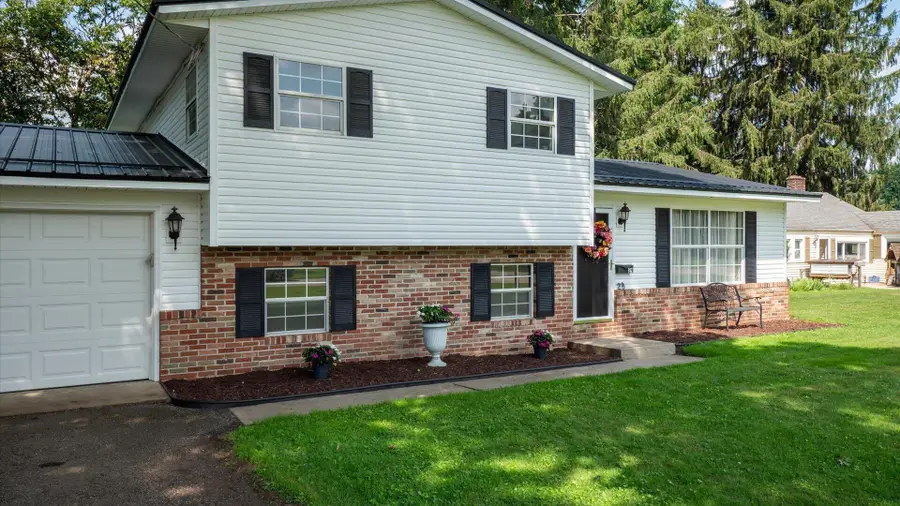 29 Hall Avenue, Newark, OH 43055 - #2
