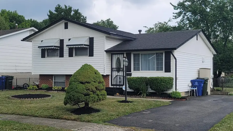 1392 E Mithoff Street, Columbus, OH 43206 - #3