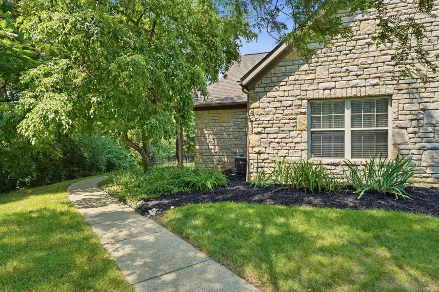 7684 Slate Ridge Boulevard, Reynoldsburg, OH 43068 - #3