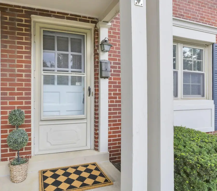 1810 Kings Court, Columbus, OH 43212 - #2
