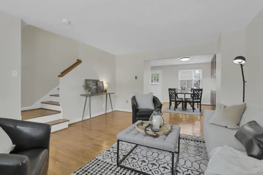 1810 Kings Court, Columbus, OH 43212 - #3