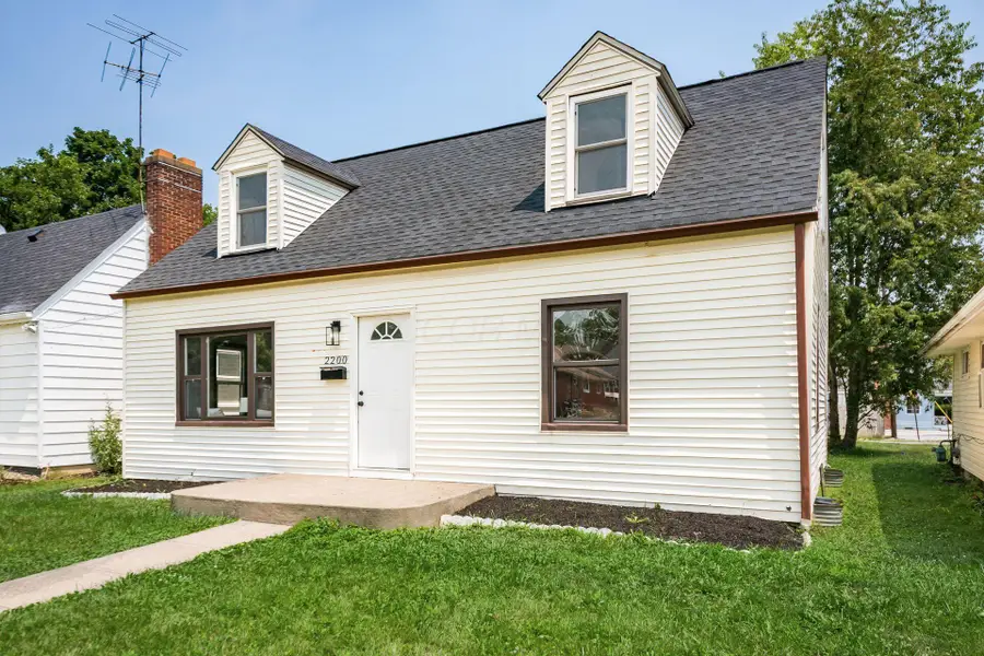 2200 Medina Avenue, Columbus, OH 43211 - #2