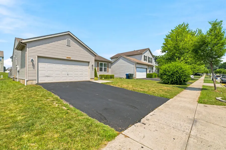 7654 Farm Hill Drive, Blacklick, OH 43004 - #2