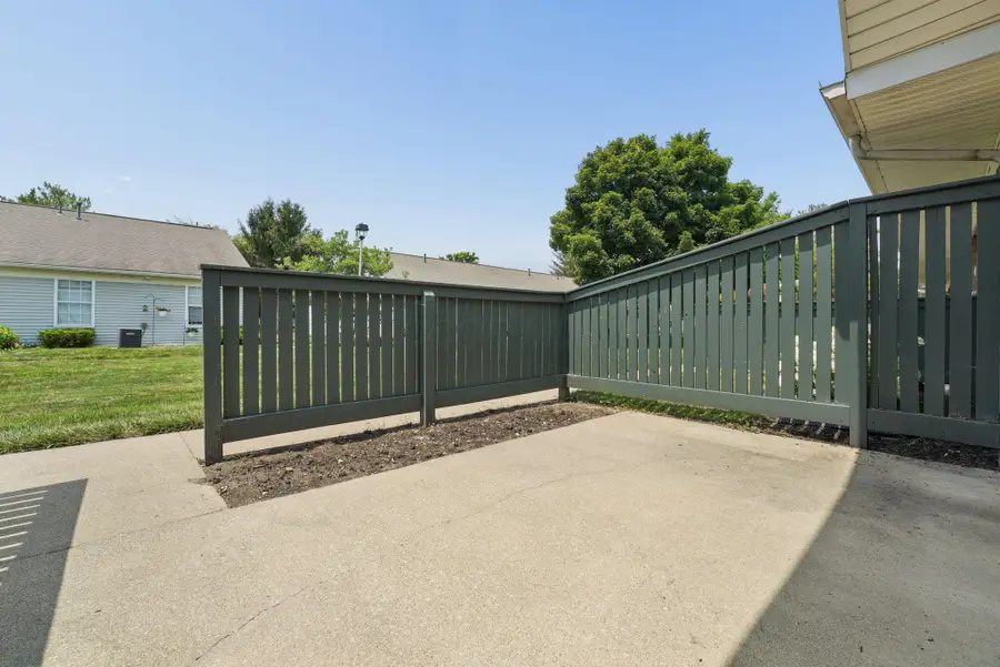 979 Kingsbury Court, Newark, OH 43055 - #3