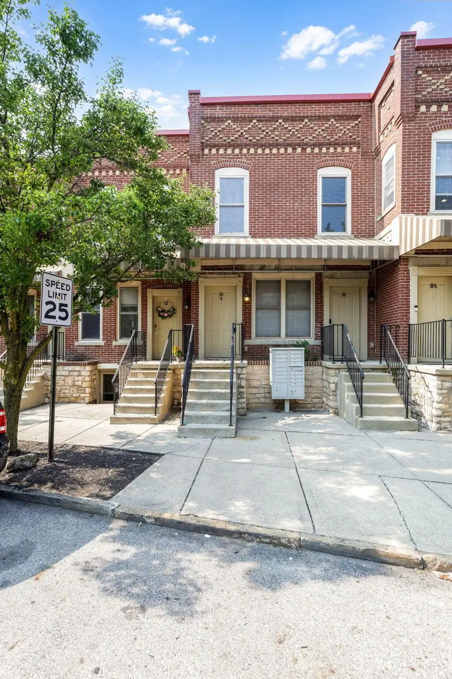 10 1/2 Clark Place, Columbus, OH 43201 - #2