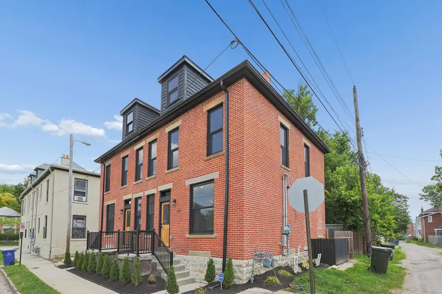 330-332 Loeffler Avenue, Columbus, OH 43205 - #3